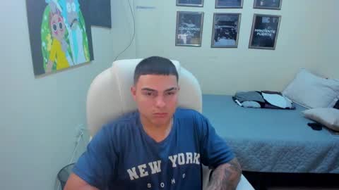 Snapshot of yker18 chatting on 02/04/25, 08:17 yker online show from 02/04/25, 08:17