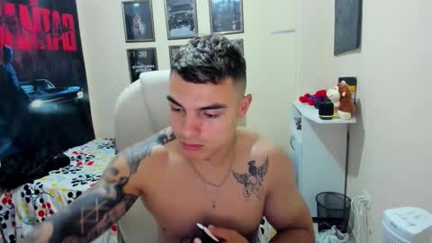 Snapshot of yker18 chatting on 03/02/26, 04:47 yker online show from 03/02/26, 04:47