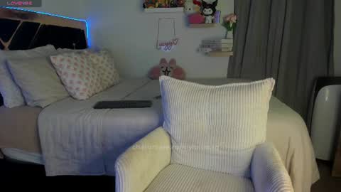 lucy online show from 06/25/26, 04:23