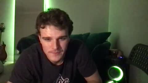 Snapshot of yngdesire1 chatting on 12/01/25, 09:03 yngdesire1 online show from 12/01/25, 09:03