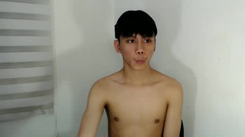 Snapshot of ynotyu chatting on 10/18/25, 05:10 ynotyu online show from 10/18/25, 05:10