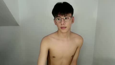 ynotyu online show from 05/05/26, 02:36