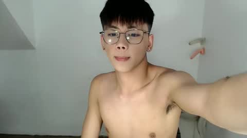 ynotyu online show from 06/11/26, 01:53