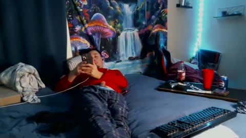 Snapshot of yobleez chatting on 11/25/25, 07:41 yobleez online show from 11/25/25, 07:41