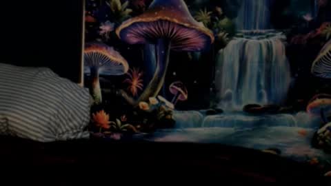 Snapshot of yobleez chatting on 11/25/25, 07:47 yobleez online show from 11/25/25, 07:47