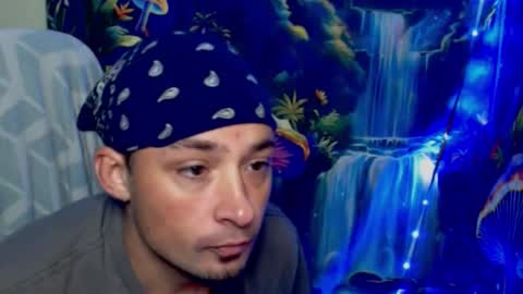 Snapshot of yobleez chatting on 11/27/25, 09:44 yobleez online show from 11/27/25, 09:44