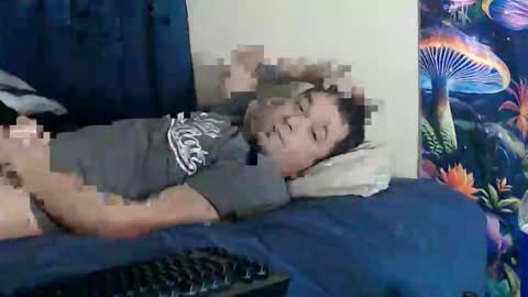 Snapshot of yobleez chatting on 01/07/26, 05:04 yobleez online show from 01/07/26, 05:04