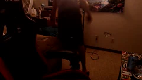 Snapshot of yobleez chatting on 03/22/26, 04:05 yobleez online show from 03/22/26, 04:05