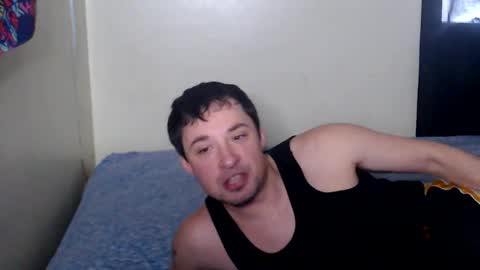 Snapshot of yobleez chatting on 03/27/26, 05:56 yobleez online show from 03/27/26, 05:56