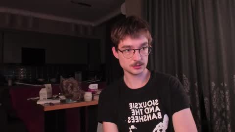 Snapshot of yoga_pizza_420 chatting on 01/06/26, 04:27 Max online show from 01/06/26, 04:27