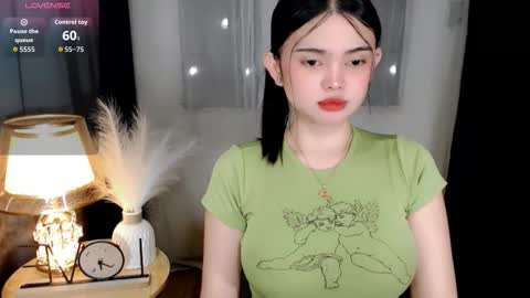 Snapshot of yogirl_abby chatting on 01/10/26, 07:21 Hi i am Abby i am Filipina Aussie youve ever wanted to meet NOT INTO CHEAP GUY online show from 01/10/26, 07:21
