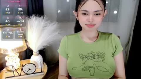 Snapshot of yogirl_abby chatting on 06/30/26, 09:05 Hi i am Abby i am Filipina Aussie youve ever wanted to meet NOT INTO CHEAP GUY online show from 06/30/26, 09:05