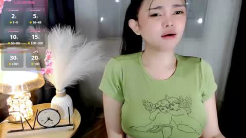 Snapshot of yogirl_abby chatting on 07/03/26, 10:05 Hi i am Abby i am Filipina Aussie youve ever wanted to meet NOT INTO CHEAP GUY online show from 07/03/26, 10:05