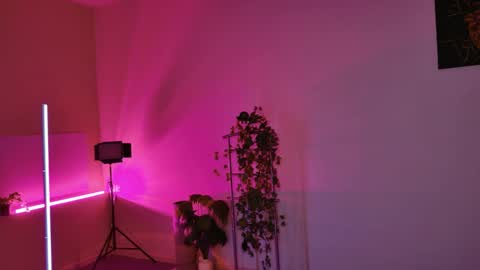 yoka_paradoxxx online show from 10/06/25, 05:05