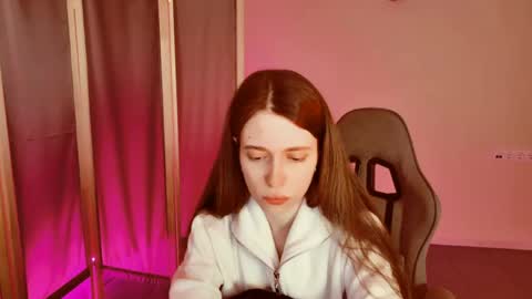 Snapshot of yoka_paradoxxx chatting on 04/29/26, 05:30 yoka_paradoxxx online show from 04/29/26, 05:30