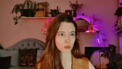 yoka_paradoxxx online show from 06/18/26, 09:36