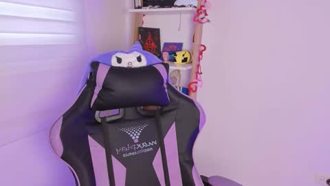 Snapshot of yommi_winx chatting on 11/13/25, 08:19 Yommi Winx online show from 11/13/25, 08:19