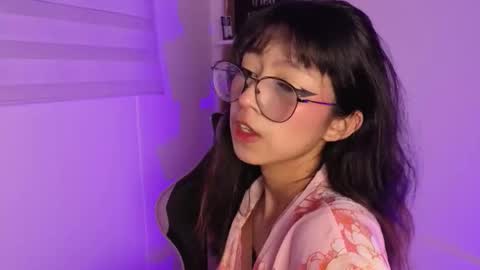 Snapshot of yommi_winx chatting on 12/04/25, 03:49 Yommi Winx online show from 12/04/25, 03:49