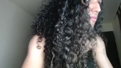 Snapshot of yong_malu67 chatting on 10/03/25, 11:35 YGN Malu online show from 10/03/25, 11:35