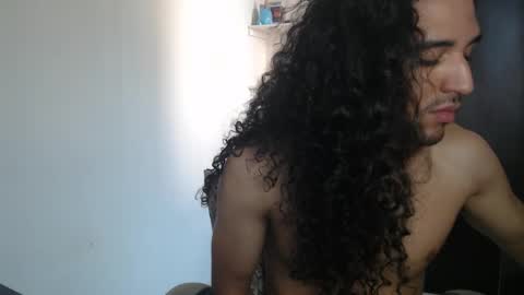 Snapshot of yong_malu67 chatting on 10/26/25, 11:49 YGN Malu online show from 10/26/25, 11:49