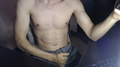 Snapshot of yong_malu67 chatting on 04/02/26, 12:58 YGN Malu online show from 04/02/26, 12:58