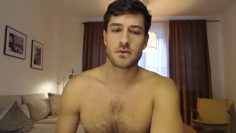 Yoooups online show from 12/16/25, 12:21