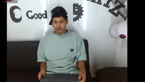 Yordi online show from 11/01/25, 01:57