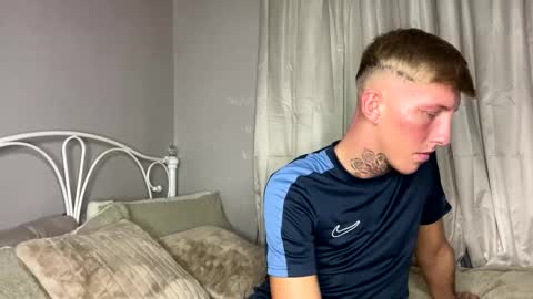 Snapshot of yorkshirelad208 chatting on 02/26/25, 09:05 Harrison online show from 02/26/25, 09:05