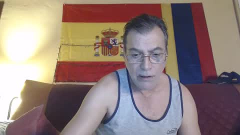 Snapshot of yosep44 chatting on 12/25/24, 01:51 yosep online show from 12/25/24, 01:51