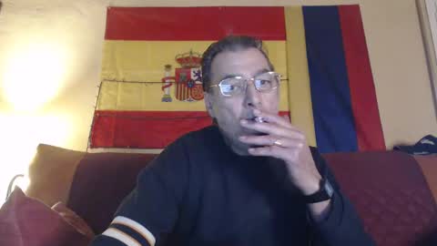 Snapshot of yosep44 chatting on 02/01/25, 09:11 yosep online show from 02/01/25, 09:11