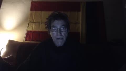 Snapshot of yosep44 chatting on 10/25/25, 04:09 yosep online show from 10/25/25, 04:09