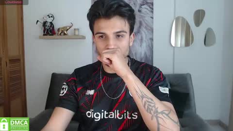 yoshy_man online show from 12/20/24, 06:19