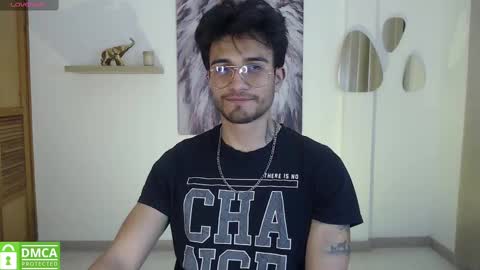 yoshy_man online show from 01/08/25, 06:20