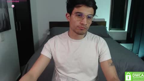 yoshy_man online show from 11/20/25, 03:07