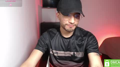 Snapshot of yoshy_man chatting on 05/07/26, 03:01 yoshy_man online show from 05/07/26, 03:01