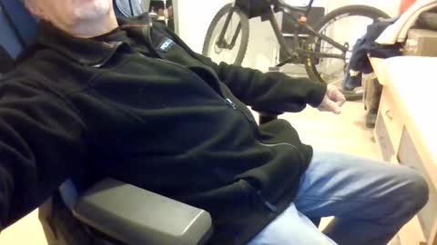 yoska281 online show from 02/01/26, 04:44