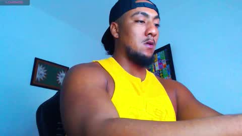 Snapshot of yosoy_enzo2020 chatting on 01/13/26, 04:18 Enzo online show from 01/13/26, 04:18