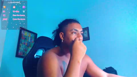 Snapshot of yosoy_enzo2020 chatting on 04/19/26, 04:01 Enzo online show from 04/19/26, 04:01