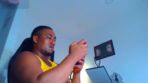 Snapshot of yosoy_enzo2020 chatting on 05/02/26, 03:33 Enzo online show from 05/02/26, 03:33