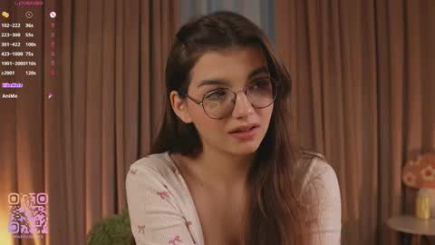 Elizabeth brunette -- Darline blonde  online show from 12/13/25, 07:53