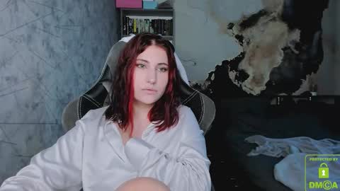 Snapshot of you_lika chatting on 09/26/25, 02:04 Lika online show from 09/26/25, 02:04