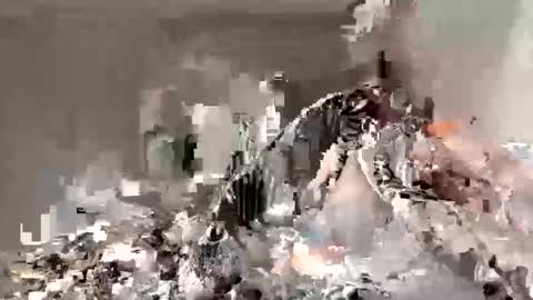 Snapshot of youcanholdme chatting on 09/21/25, 03:02 youcanholdme online show from 09/21/25, 03:02