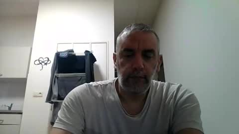 Snapshot of youdeservit chatting on 04/14/26, 05:35 CrayZio online show from 04/14/26, 05:35