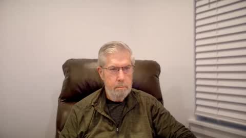 Colorado Guy Straight online show from 09/10/25, 12:16