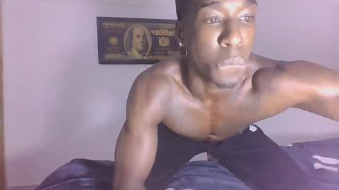 Snapshot of youn_king chatting on 03/08/25, 07:31 ALEX online show from 03/08/25, 07:31