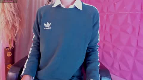 Snapshot of youn_rider chatting on 04/13/26, 07:41 NICOLS online show from 04/13/26, 07:41