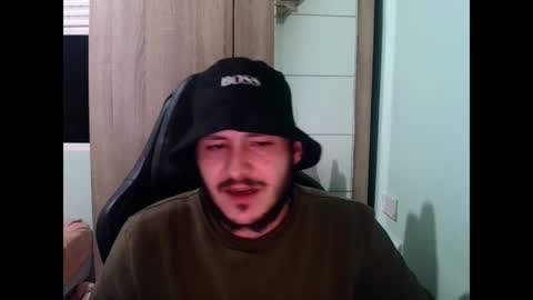 Snapshot of younromki chatting on 12/07/24, 11:56 A... online show from 12/07/24, 11:56