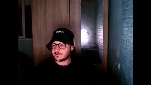 Snapshot of younromki chatting on 02/05/26, 11:20 A... online show from 02/05/26, 11:20