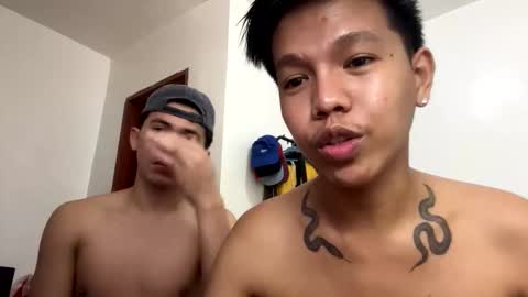 Snapshot of your1sthunk chatting on 02/05/26, 05:28 Cyrus online show from 02/05/26, 05:28