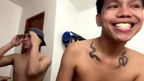 Snapshot of your1sthunk chatting on 02/07/26, 07:45 Cyrus online show from 02/07/26, 07:45